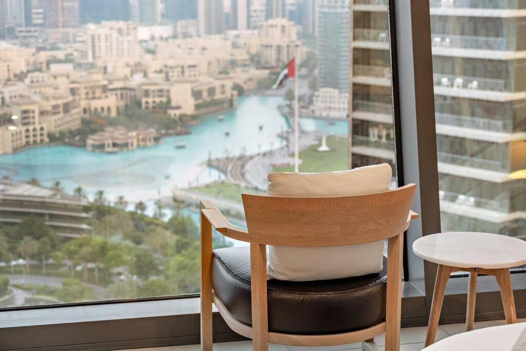 First Class 1br Burj Khalifa & Fountain Views Apartment Dubai